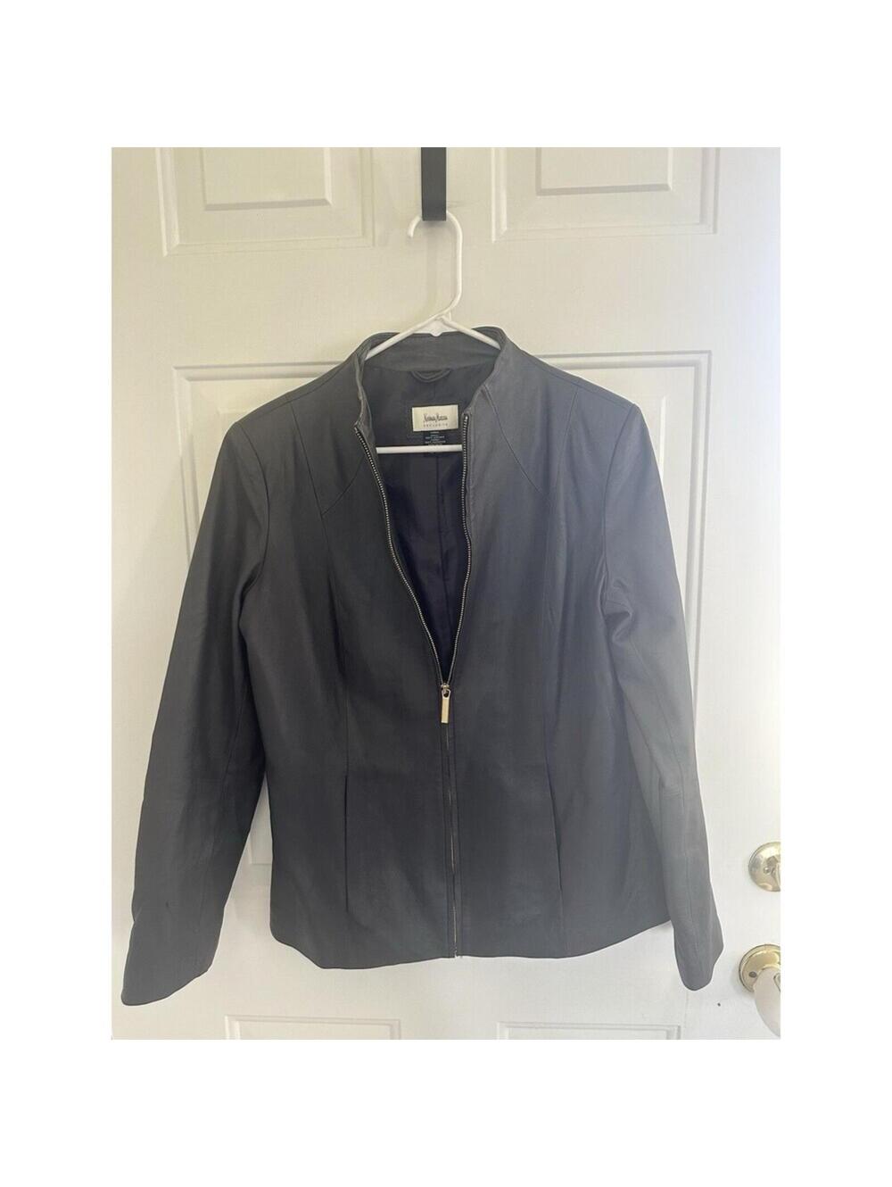 Neiman Marcus Exclusive Women’s Black Blazer Jacket